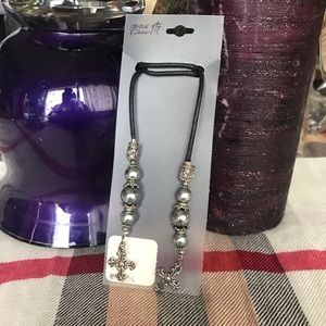 NWT WOMENS CHOCKER